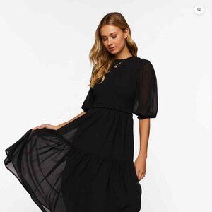 NWOT Forever 21 Smocked Bodice Black Tiered Midi Dress Large